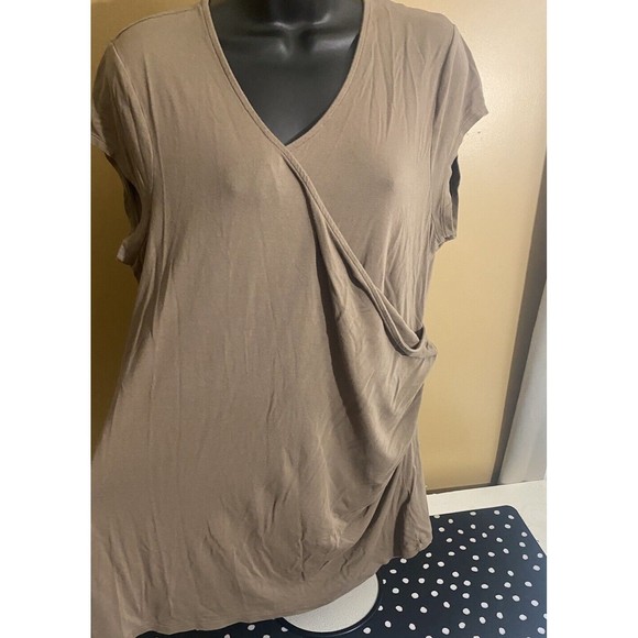 Old Navy Women’s Brown Maternity Top Size XL - Picture 4 of 13